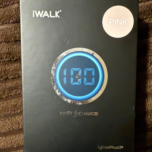 iWALK portable charger - PINK-Lightning connector- NEW - Picture 5 of 6
